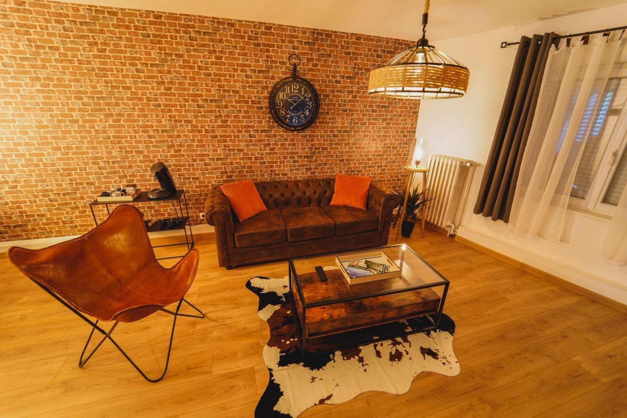 Charleville-Mézières The Vintage Apartment Au Coeur De La Ville De Rimbaud מראה חיצוני תמונה